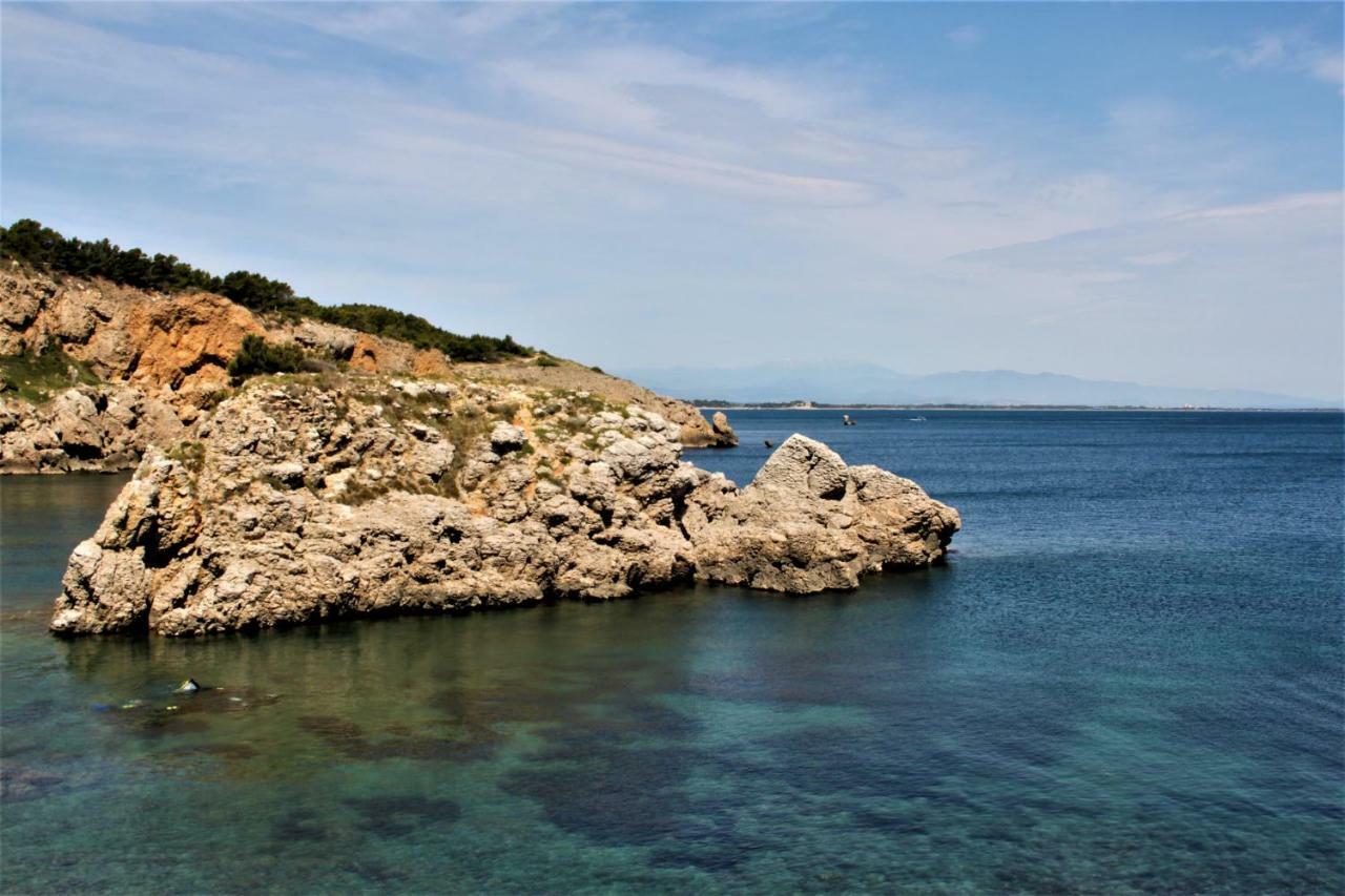 Lluna L' Escala Екстериор снимка