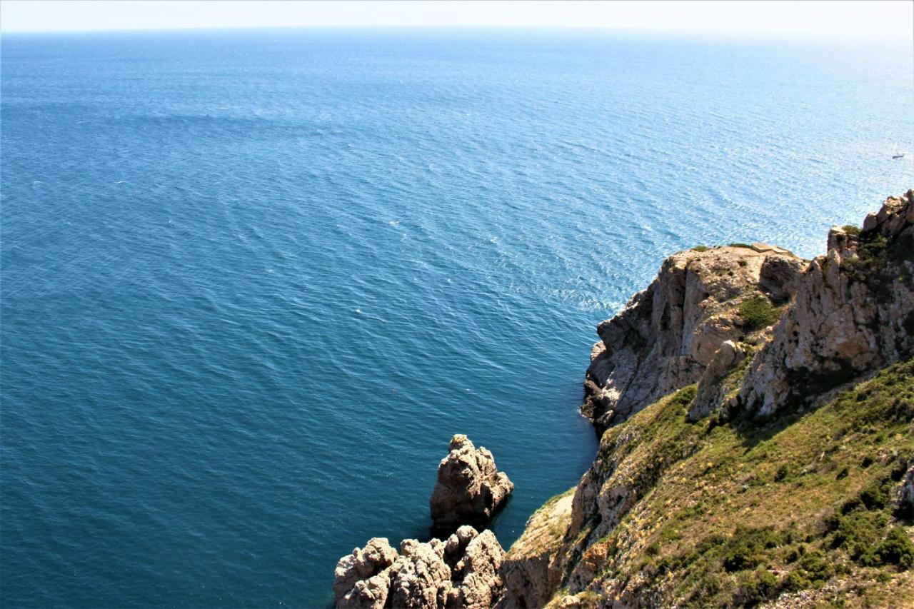 Lluna L' Escala Екстериор снимка